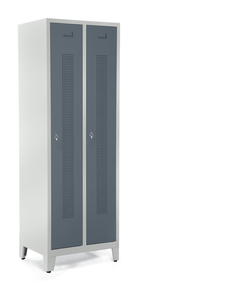 Garderobenspinde SYSTEM SP1 mit Füßen | Blaugrau RAL 7031 | mit Füßen | 300 | Drehriegelverschluss